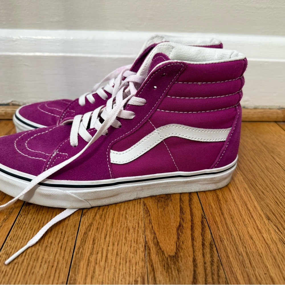 Vans Women's High-Top Sneakers - Purple and White